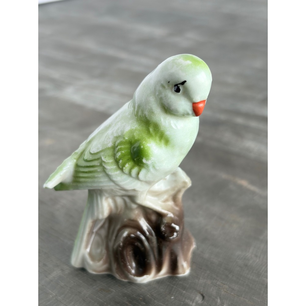 Vintage Ceramic Green Parakeet Budgie Figurine Japan 3 Inch Bird Collectible